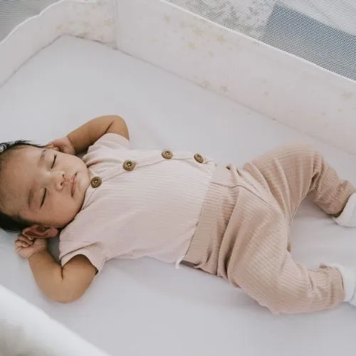 Baby Should Sleep on Their Back